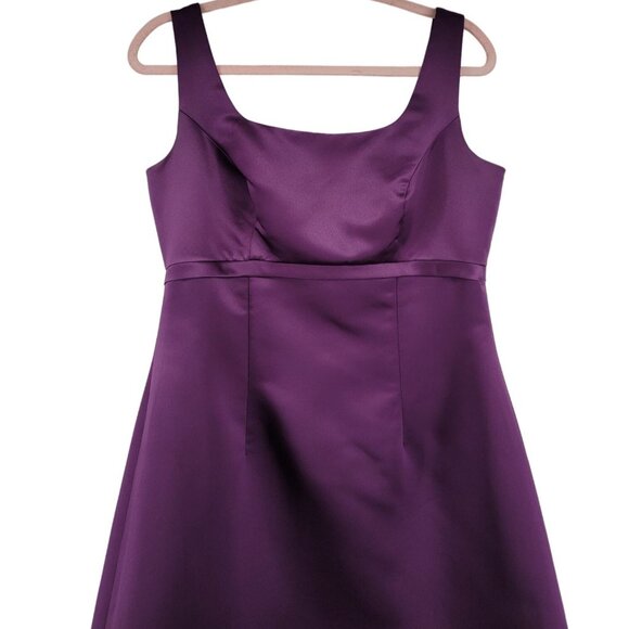 Bella Formals by Venus Gown Size 14 Purple - Picture 2 of 8